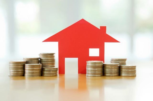Annual House Price Growth Plateaus in June