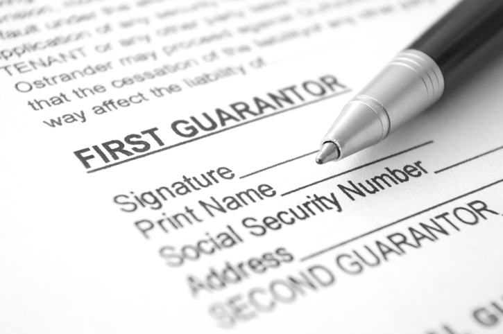 Landlords Should be Cautious of Using Family Members as Rent Guarantors 