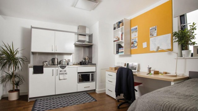 Luxury Student Accommodation on the Rise, but can Anyone Afford It? 