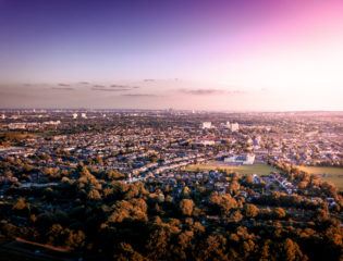 Nine in ten outer London landlords report rising tenant demand 