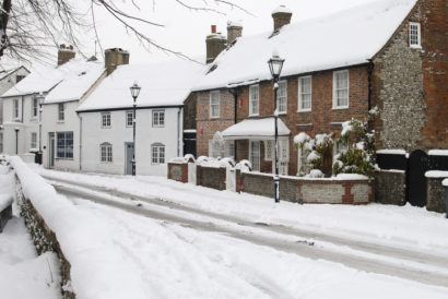 Landlord tips for looking after let properties in winter