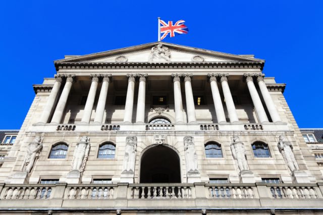 UK Interest Rates May Not Rise Until 2020, Believe Analysts 